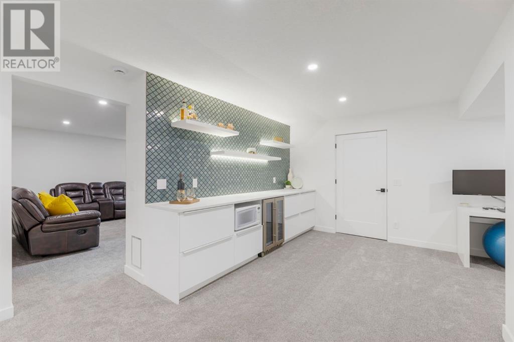 Single Family House Bi-level for Sale in  Millrise Drive SW Millrise Calgary 