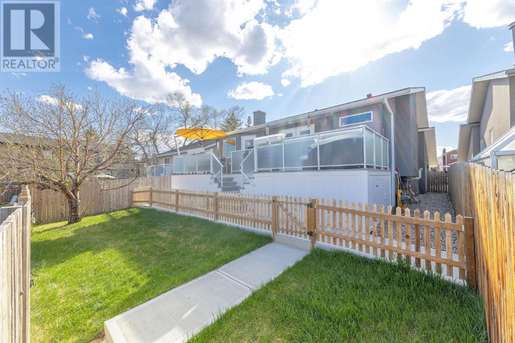 Single Family House Bi-level for Sale in  Millrise Drive SW Millrise Calgary 