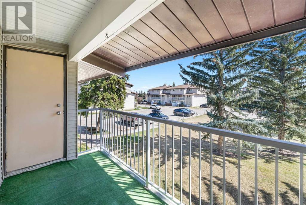 Single Family House for Sale in   Brookpark Drive SW Braeside Calgary 