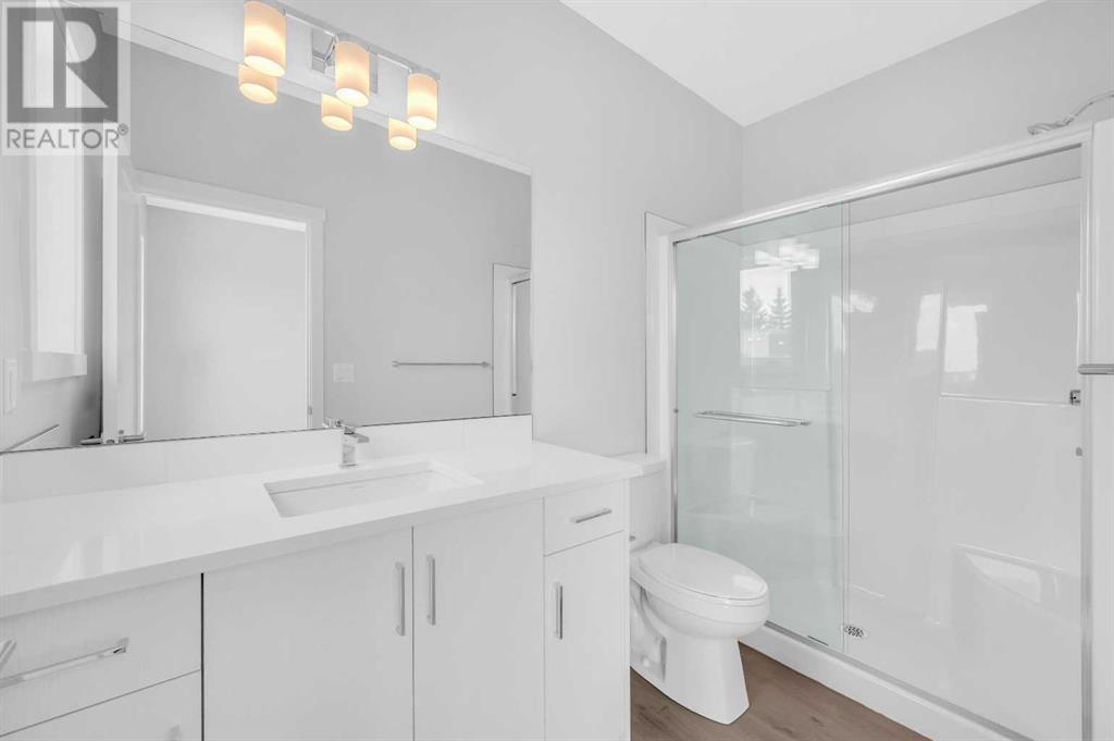 Single Family House for Sale in  Shawnee Square SW Shawnee Slopes Calgary 