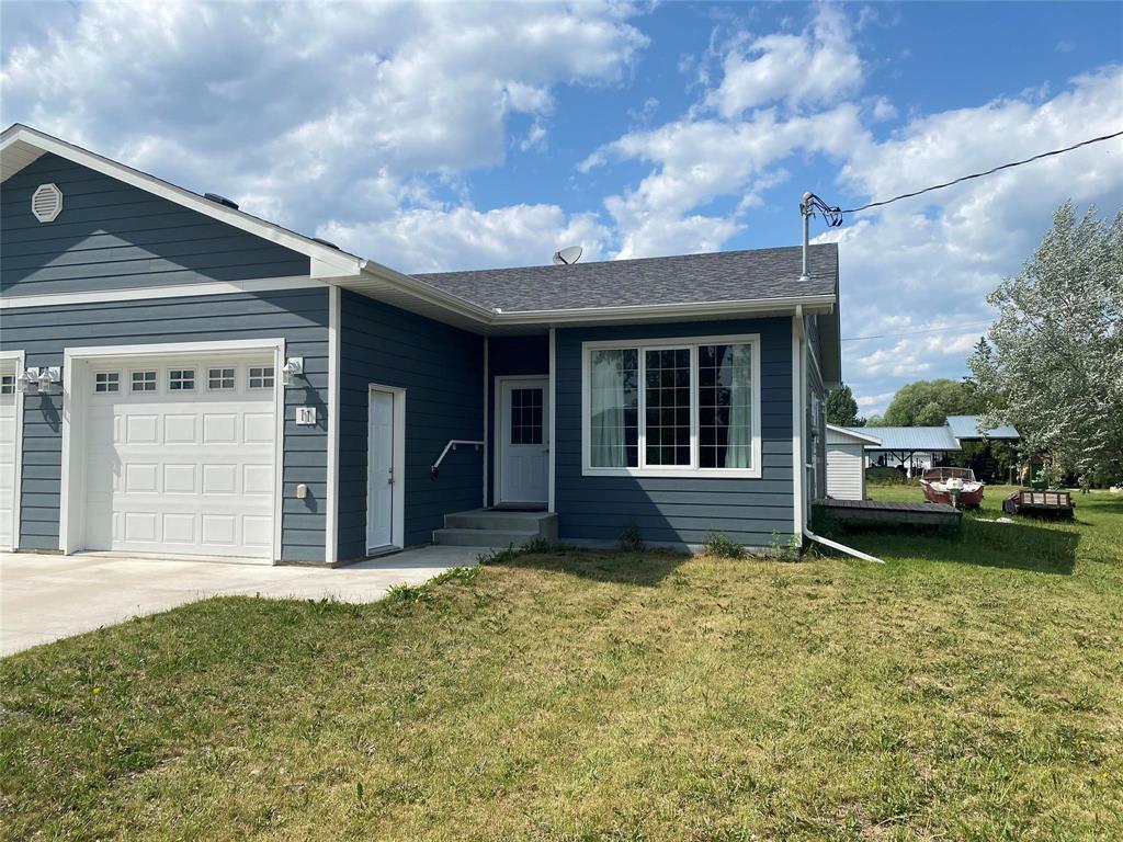 Photo 23 of 11 Henderson Avenue, Whitemouth MB