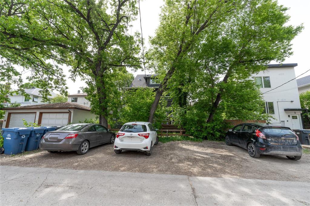 Photo 2 of 1041 Corydon Avenue, Winnipeg MB