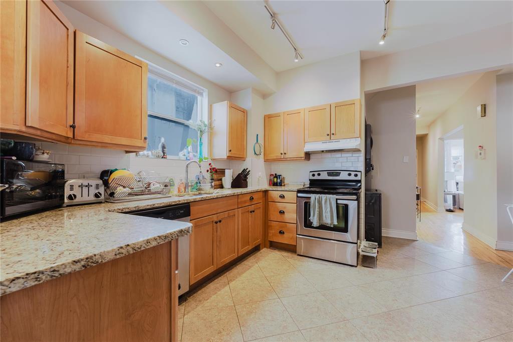 Photo 19 of 1041 Corydon Avenue, Winnipeg MB