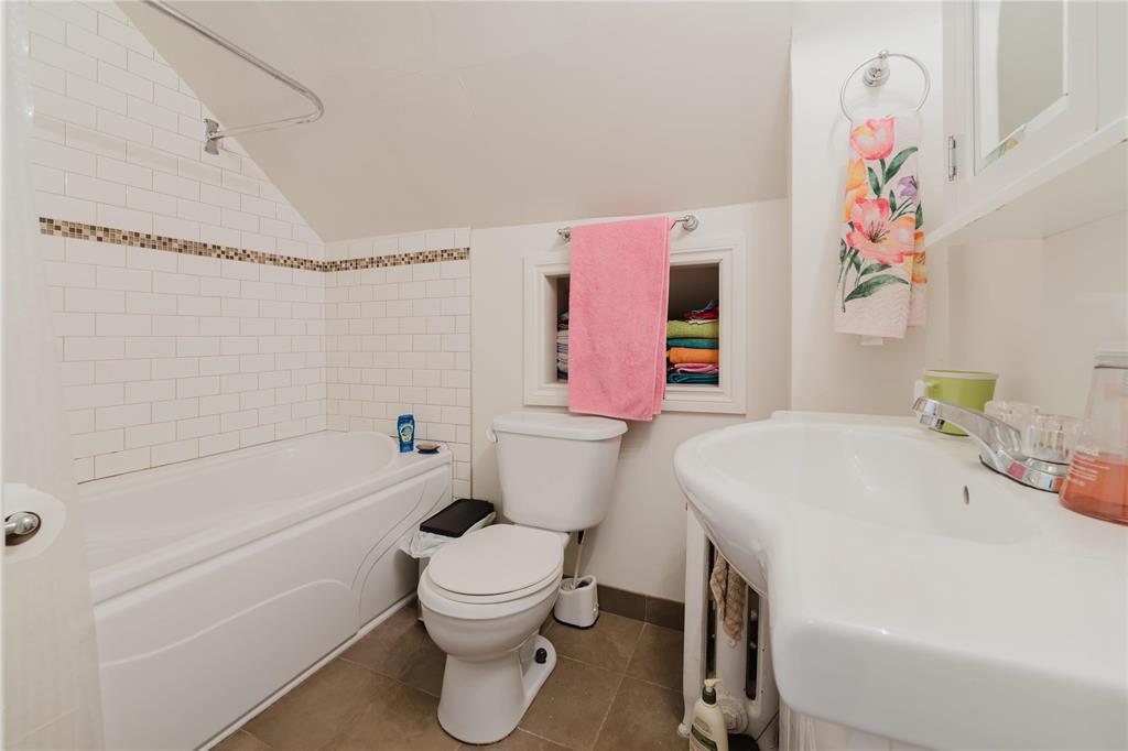 Photo 36 of 1041 Corydon Avenue, Winnipeg MB