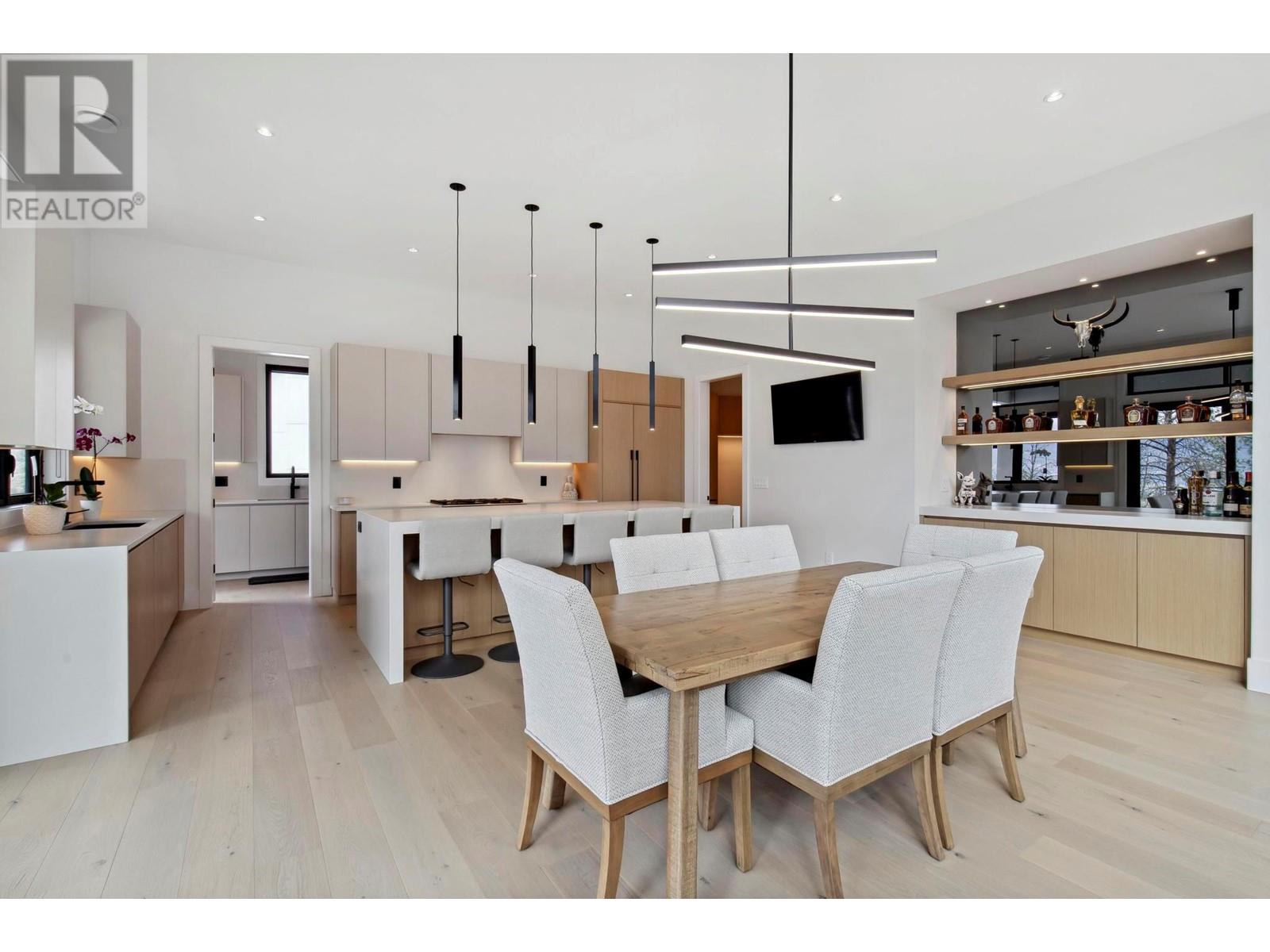 Photo 8 of 1561 Cabernet Court, West Kelowna BC