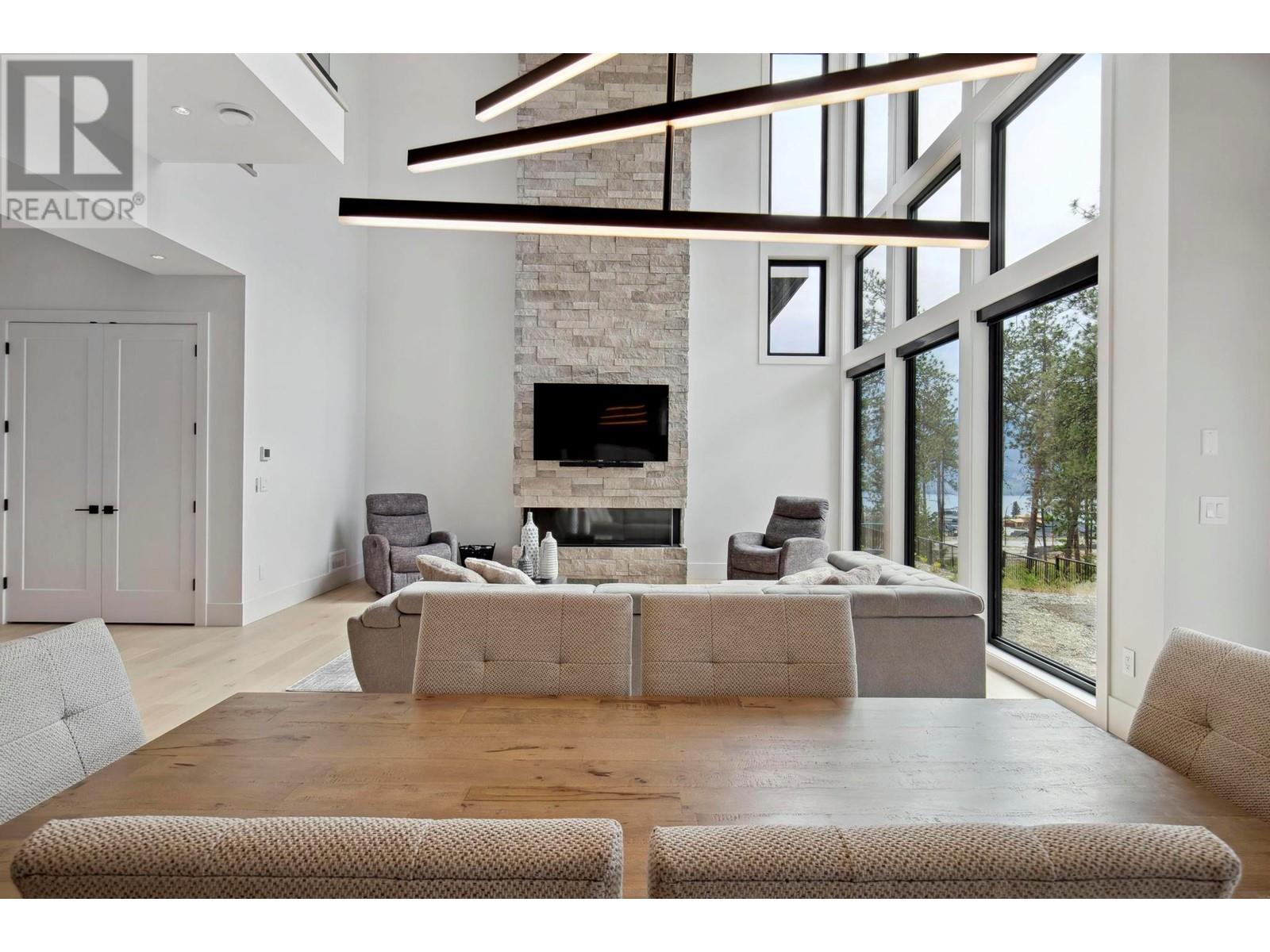 Photo 10 of 1561 Cabernet Court, West Kelowna BC