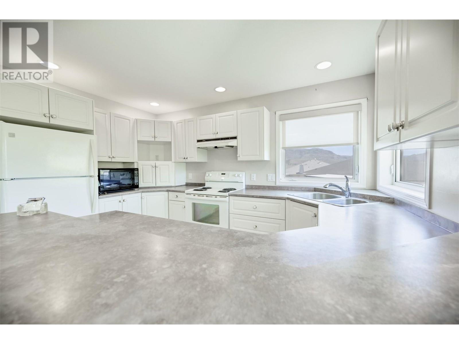 28 SANDPIPER Place, Osoyoos