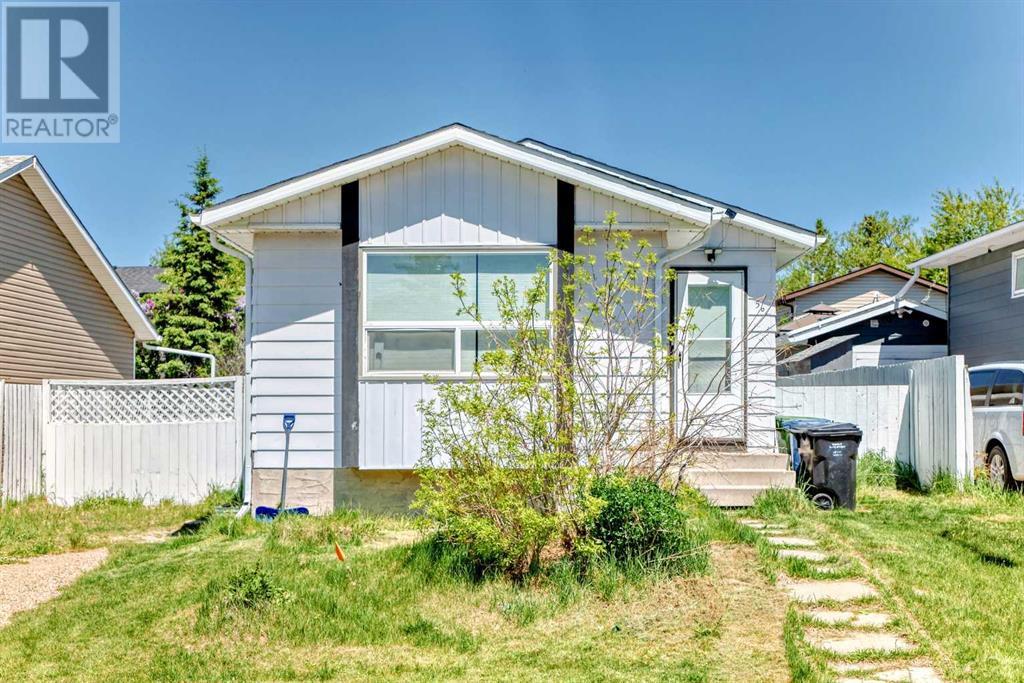 56 Falmead Road NE, Calgary, Alberta