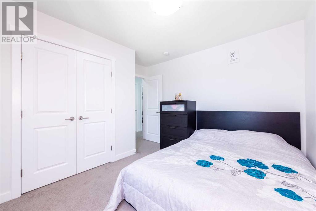 Photo 21 of 547 Clydesdale Way, Cochrane AB
