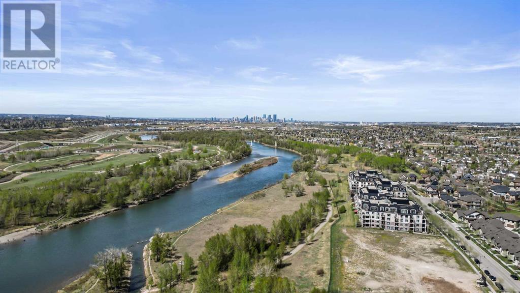 Single Family House for Sale in   Quarry Way SE Douglasdale/Glen Calgary 