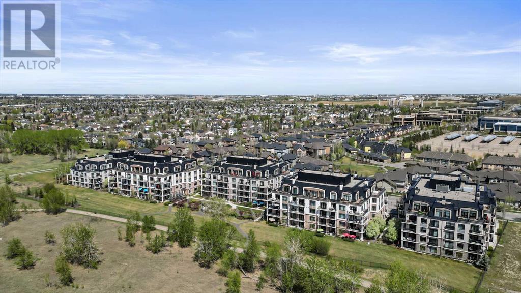 Single Family House for Sale in   Quarry Way SE Douglasdale/Glen Calgary 