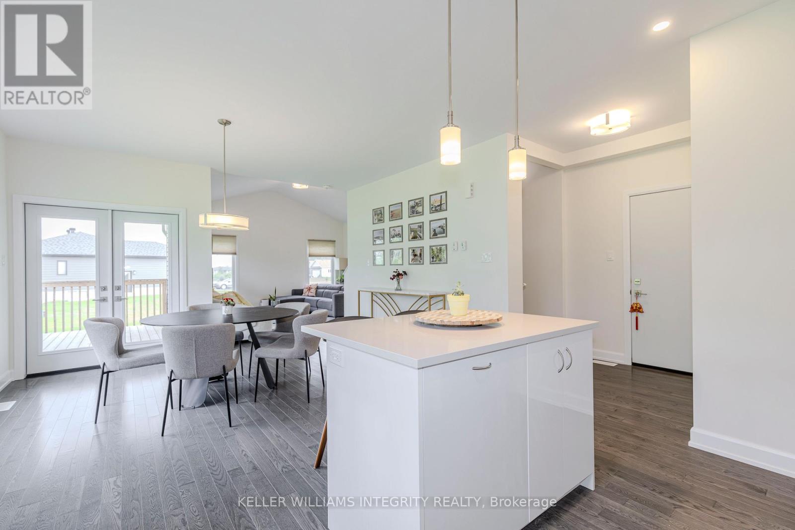 Photo 25 of 114 Maplestone Drive, North Grenville ON