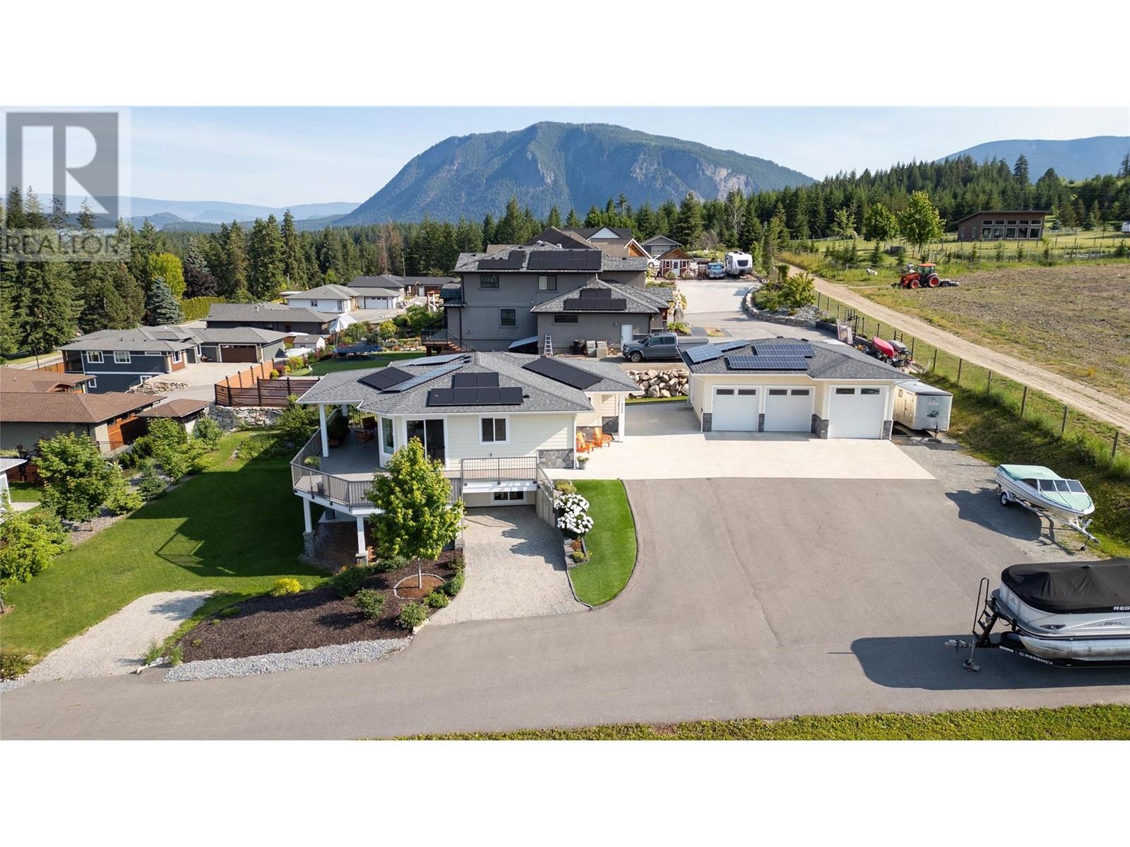 Photo 51 of 4230 20 Street Ne, Salmon Arm BC