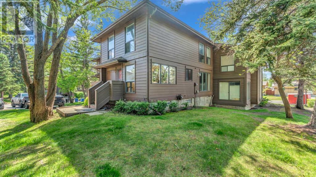 35, 336 Rundlehill Drive NE, Calgary, Alberta