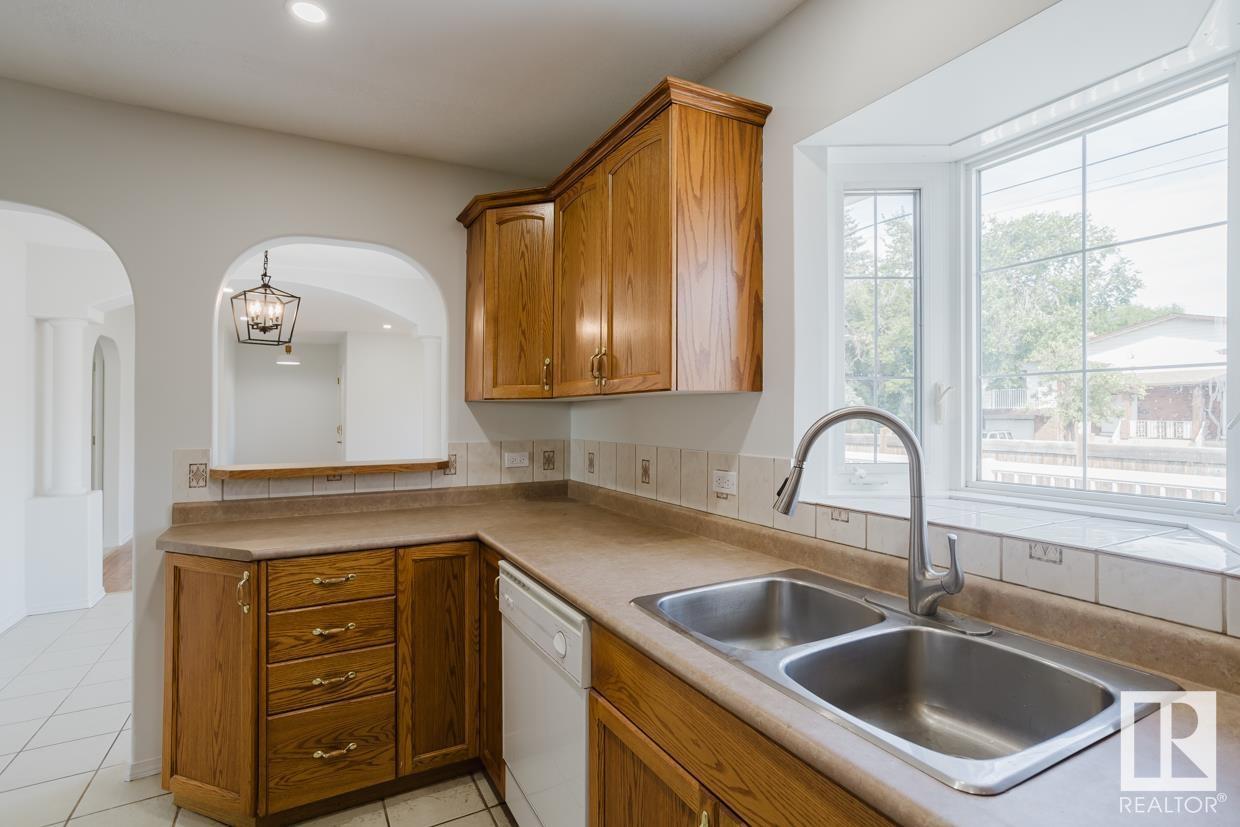 Single Family House Bungalow for Sale in   AV NW Edmonton 