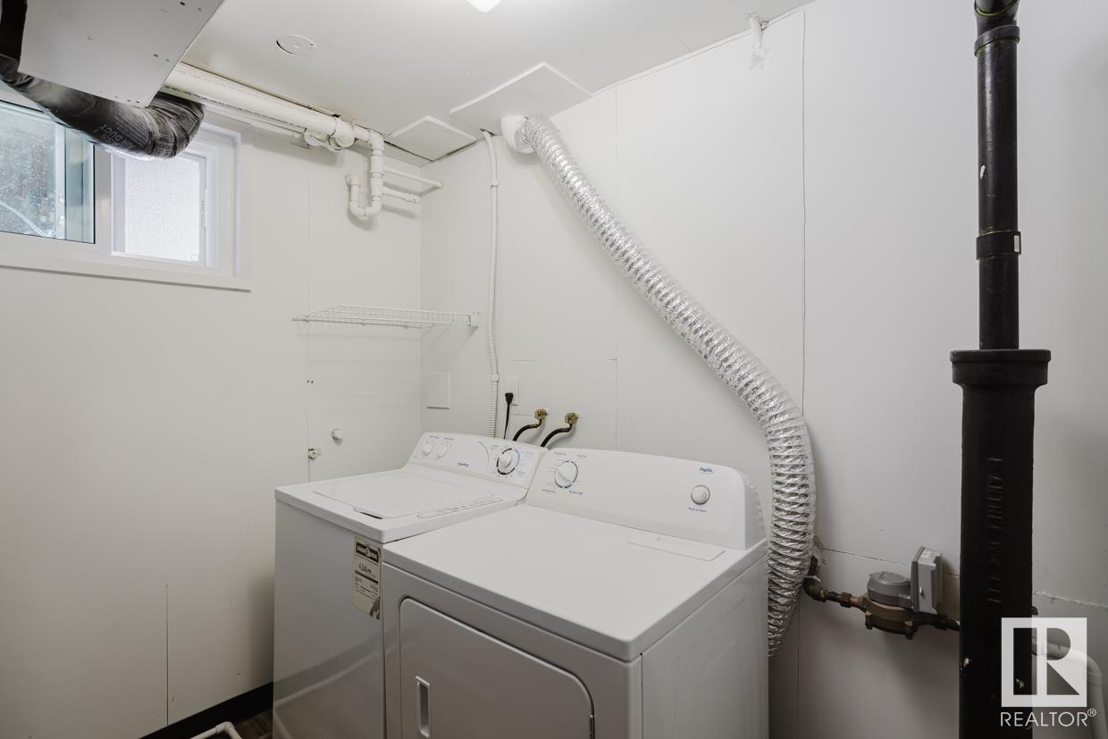 Single Family House Bungalow for Sale in   AV NW Edmonton 