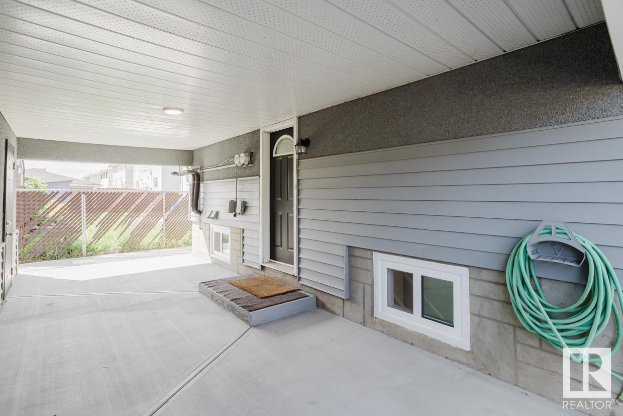 Single Family House Bungalow for Sale in   AV NW Edmonton 