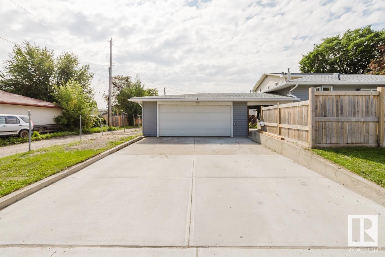 Single Family House Bungalow for Sale in   AV NW Edmonton 