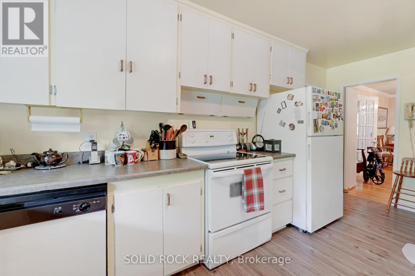 Photo 4 of 7725 Lawrence Street, Ottawa ON