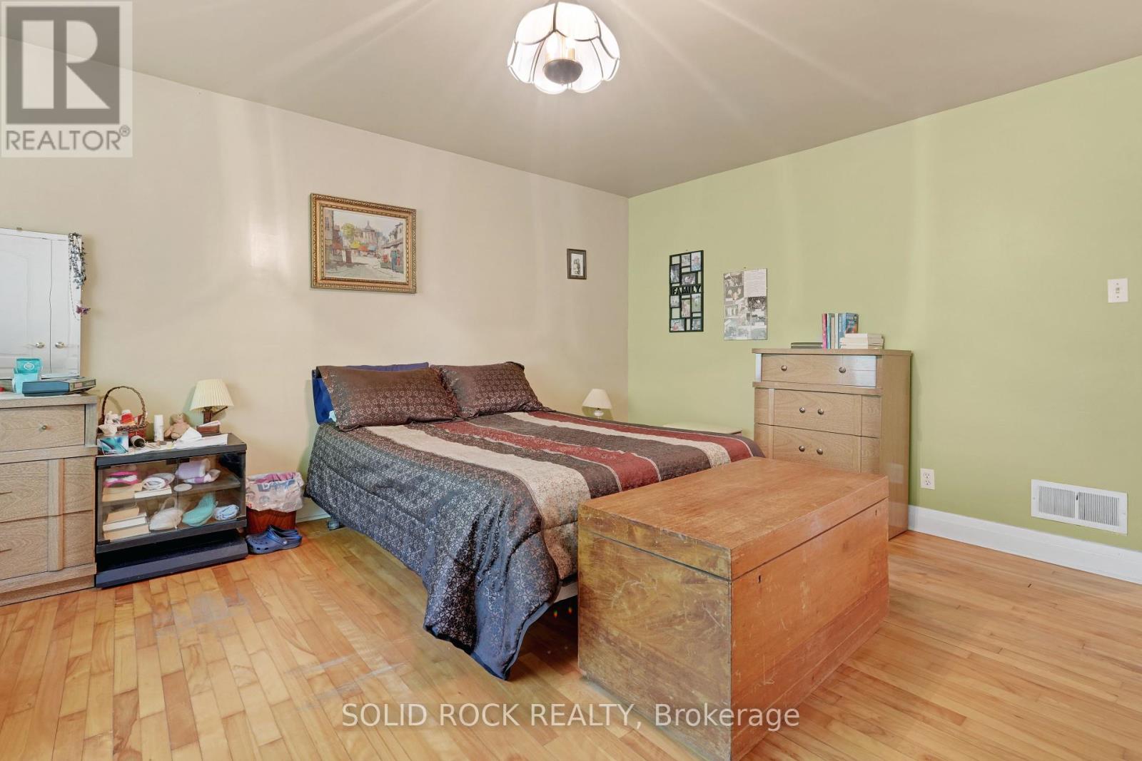 Photo 16 of 7725 Lawrence Street, Ottawa ON