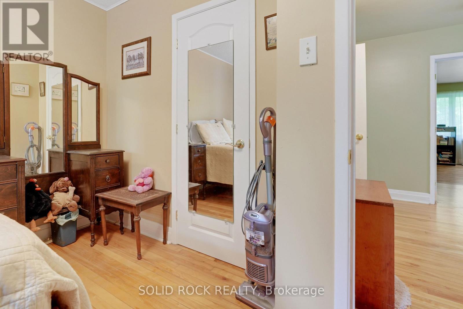 Photo 18 of 7725 Lawrence Street, Ottawa ON