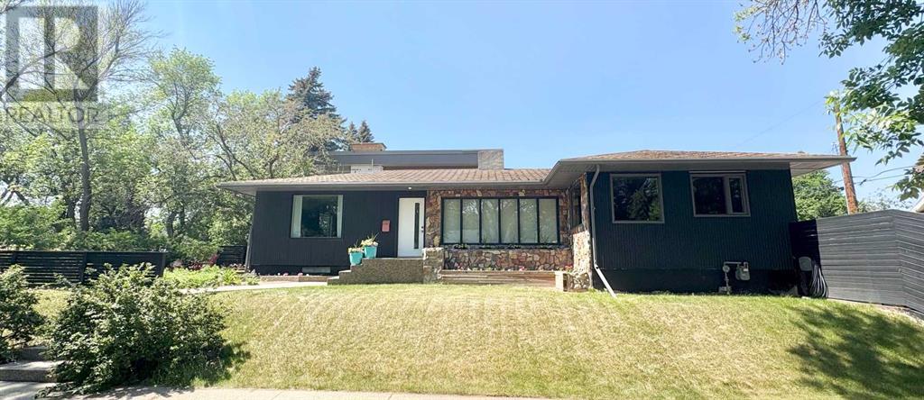 1024 16 Street S, Lethbridge, Alberta