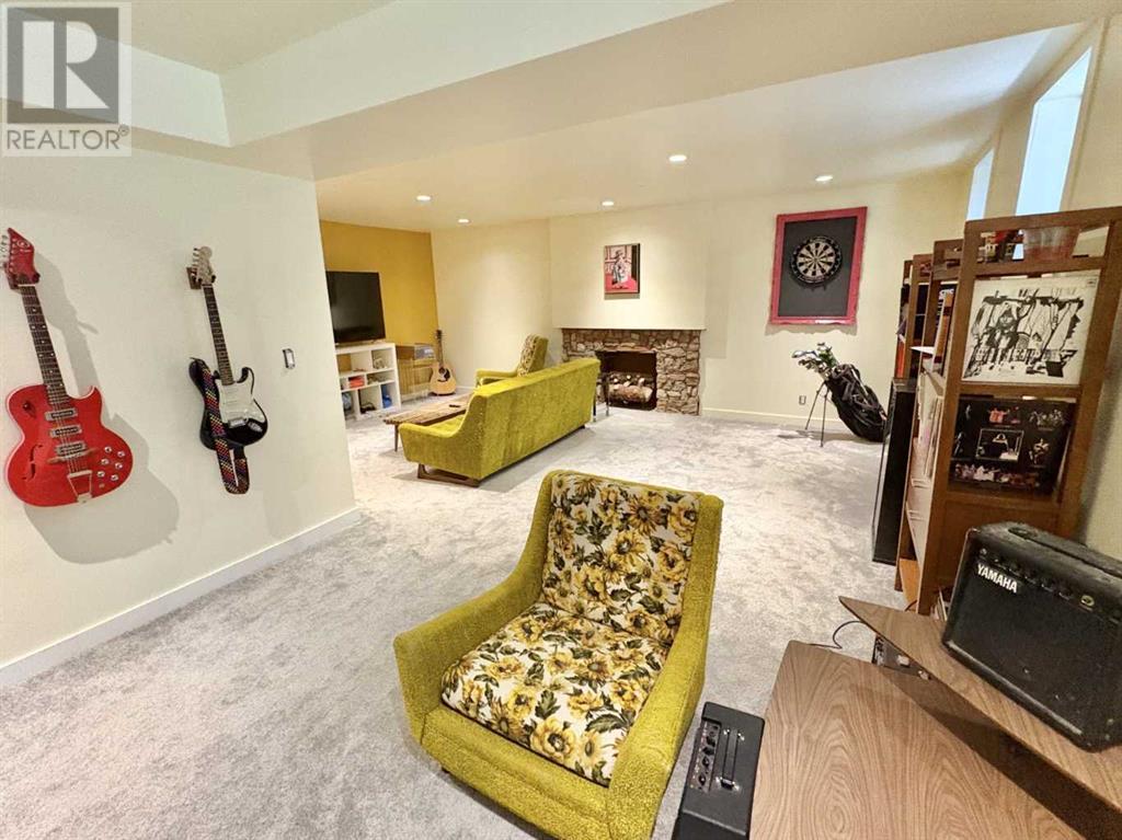 Single Family House Bungalow for Sale in   Street S Victoria Park Lethbridge 