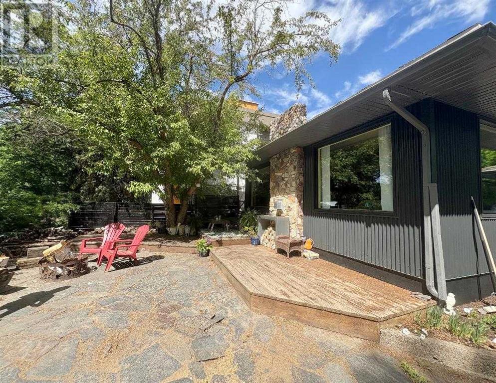 Single Family House Bungalow for Sale in   Street S Victoria Park Lethbridge 