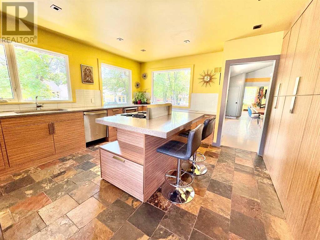 Single Family House Bungalow for Sale in   Street S Victoria Park Lethbridge 