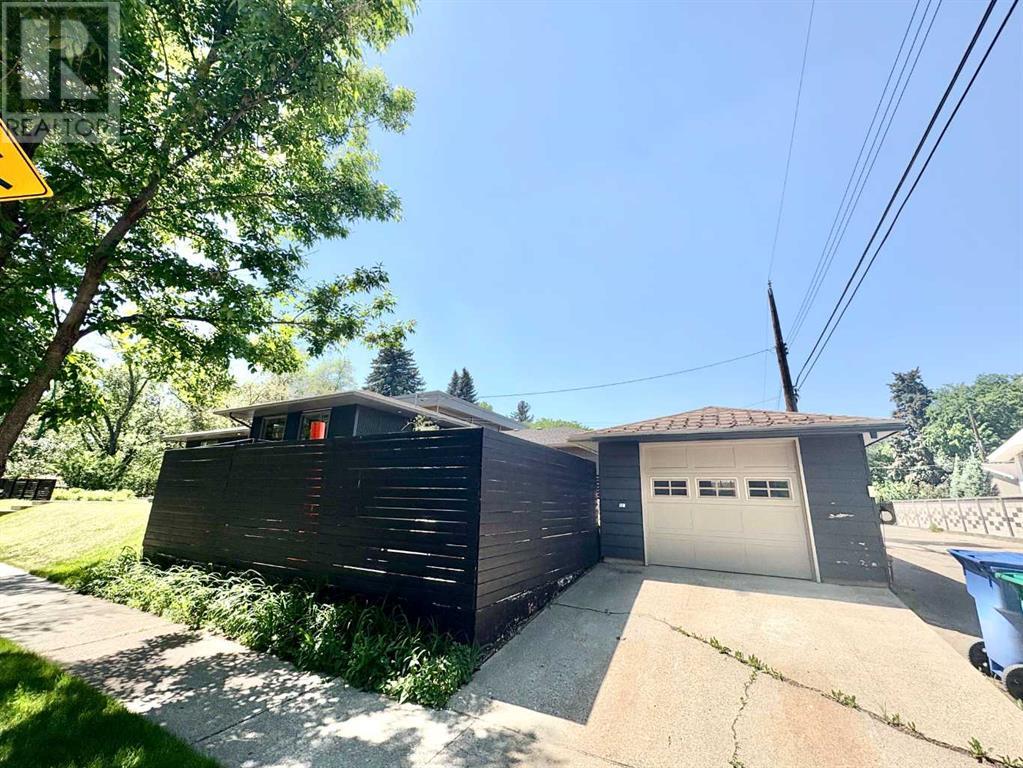 Single Family House Bungalow for Sale in   Street S Victoria Park Lethbridge 