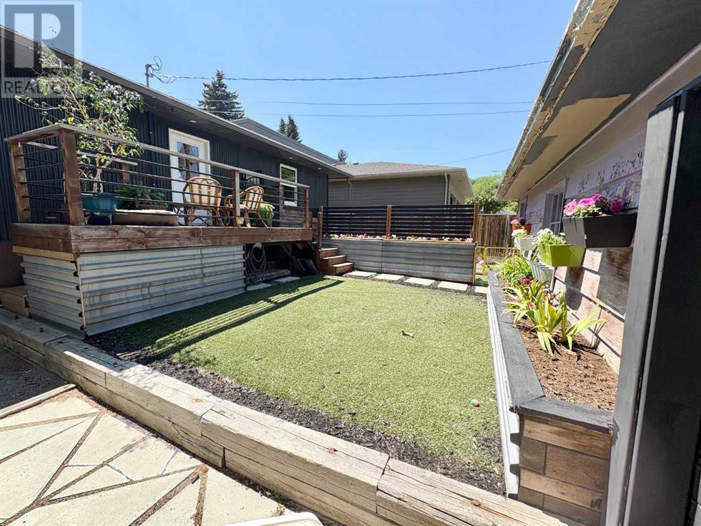 Single Family House Bungalow for Sale in   Street S Victoria Park Lethbridge 