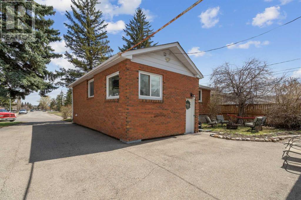 Single Family House Bungalow for Sale in  Beaupre Crescent NW Bowness Calgary 