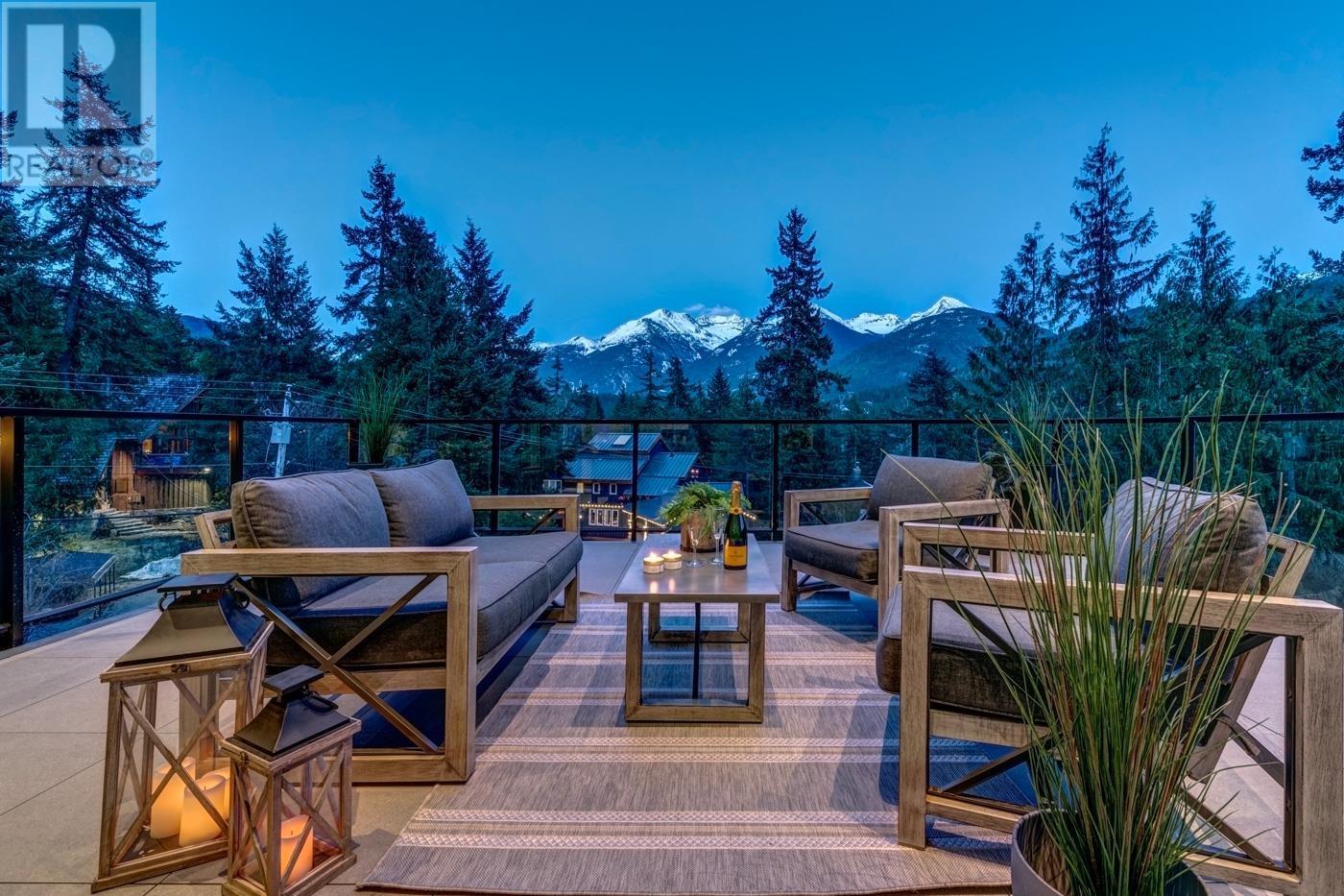 9316 AUTUMN PLACE, Whistler real estate listing R2953707