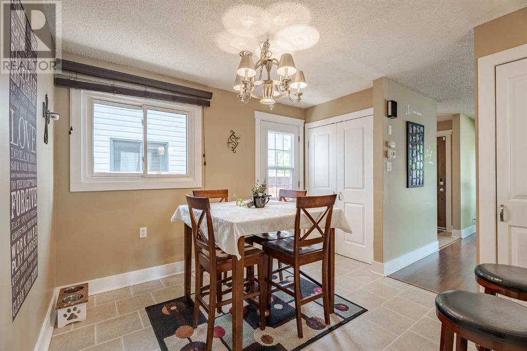 Single Family House 4 Level for Sale in  Millside Road SW Millrise Calgary 