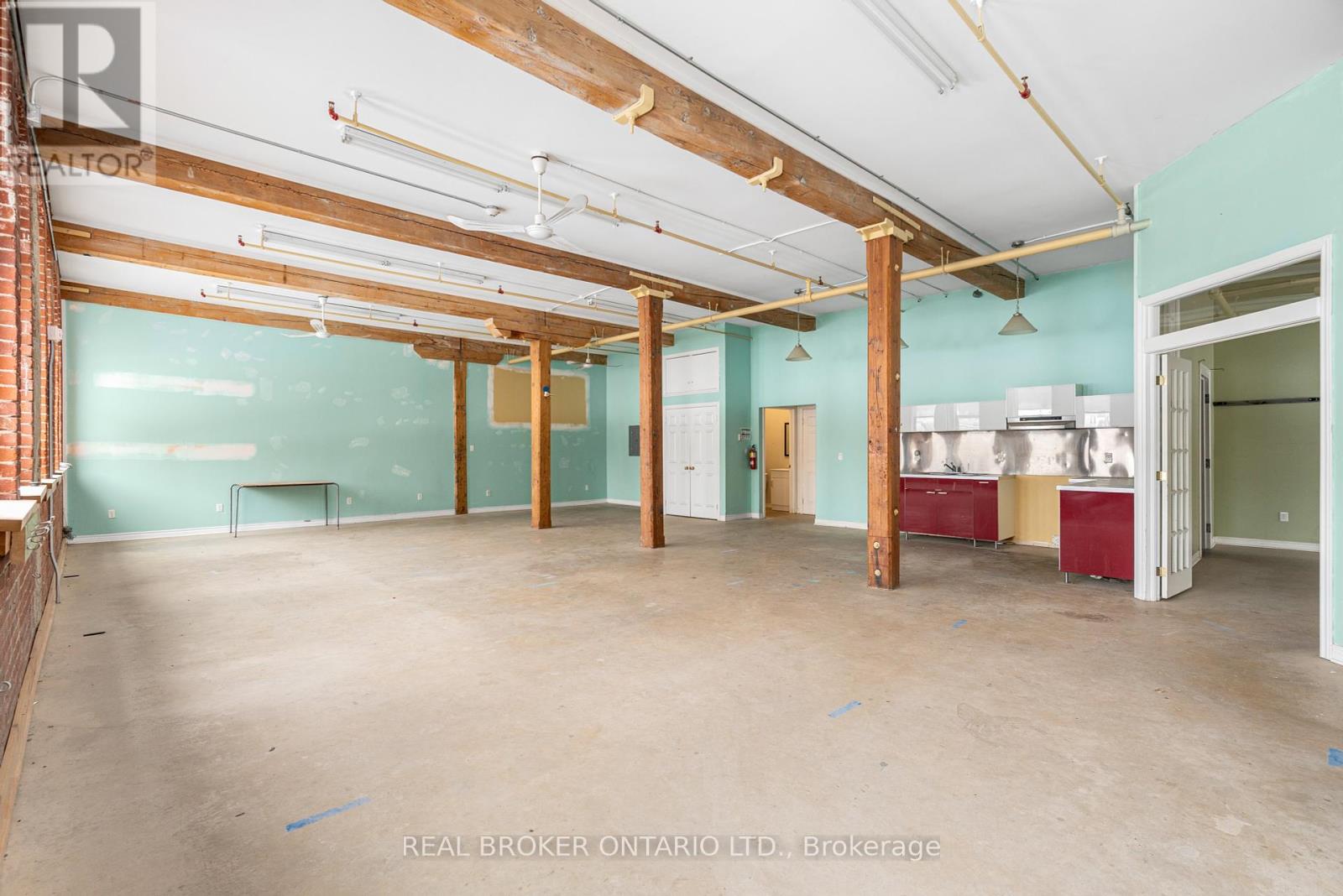 Photo 16 of 170 1 Sherbrooke Street E, Perth ON