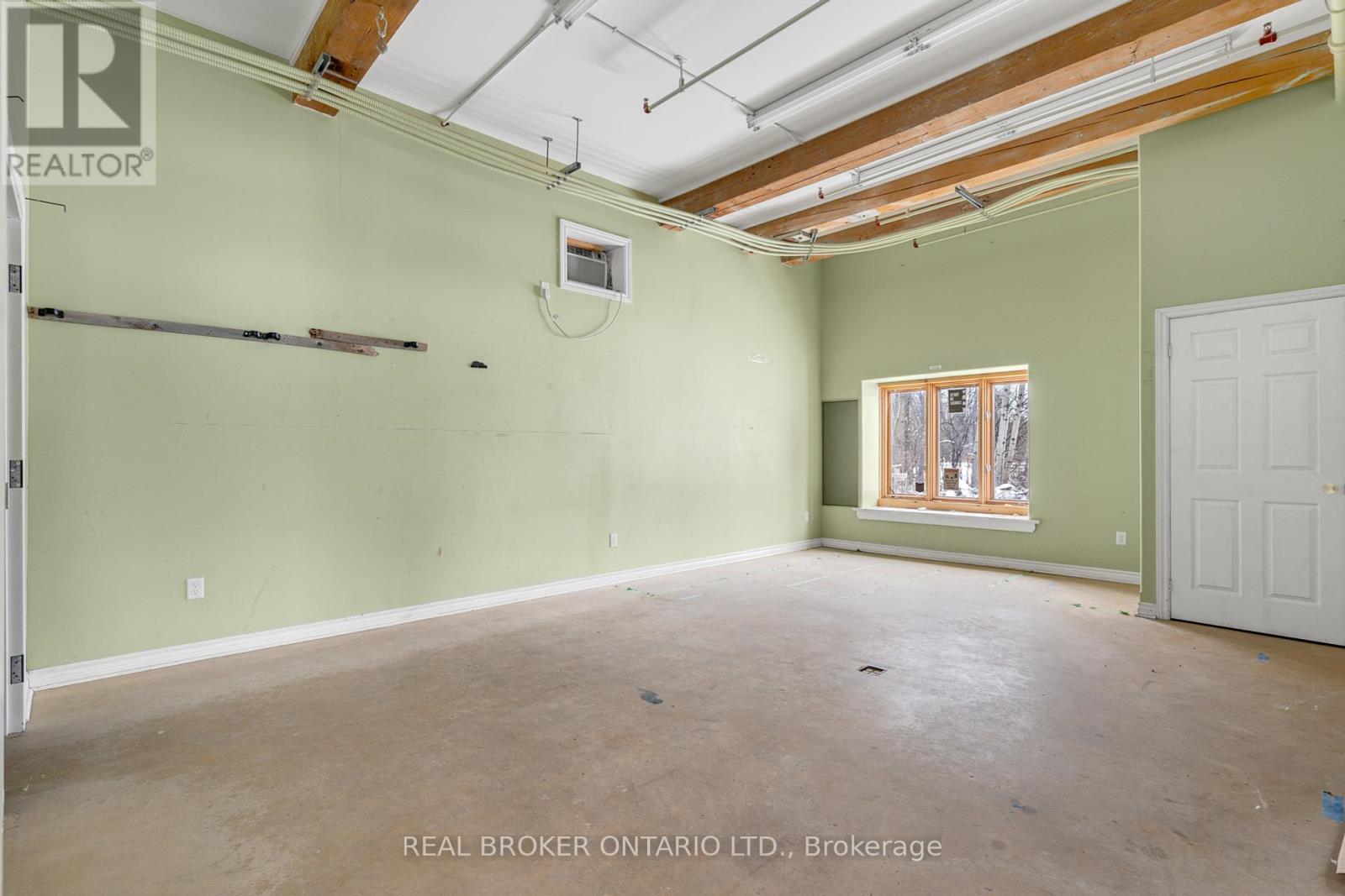 Photo 21 of 170 1 Sherbrooke Street E, Perth ON