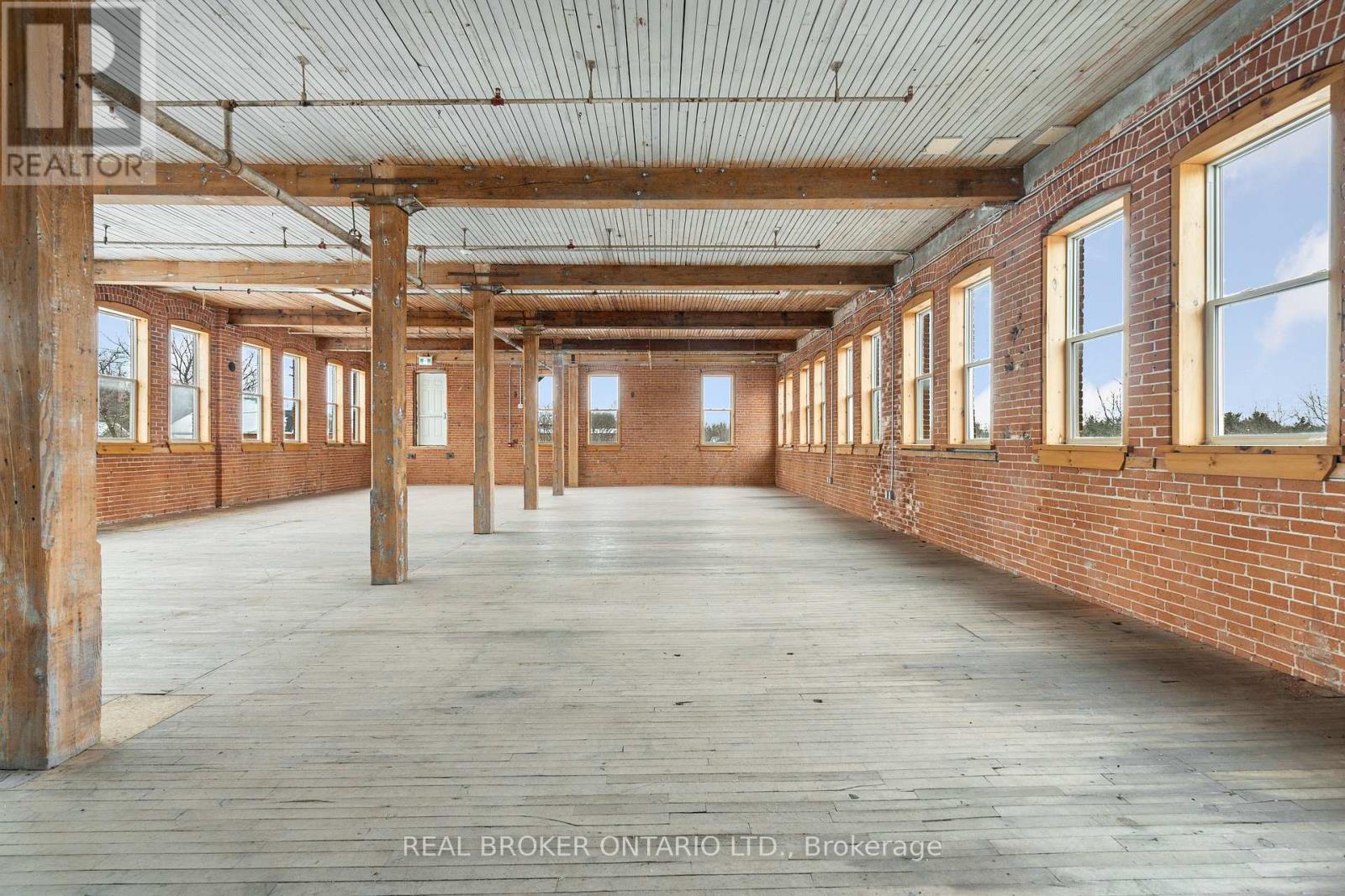 Photo 16 of 250 1 Sherbrooke Street E, Perth ON