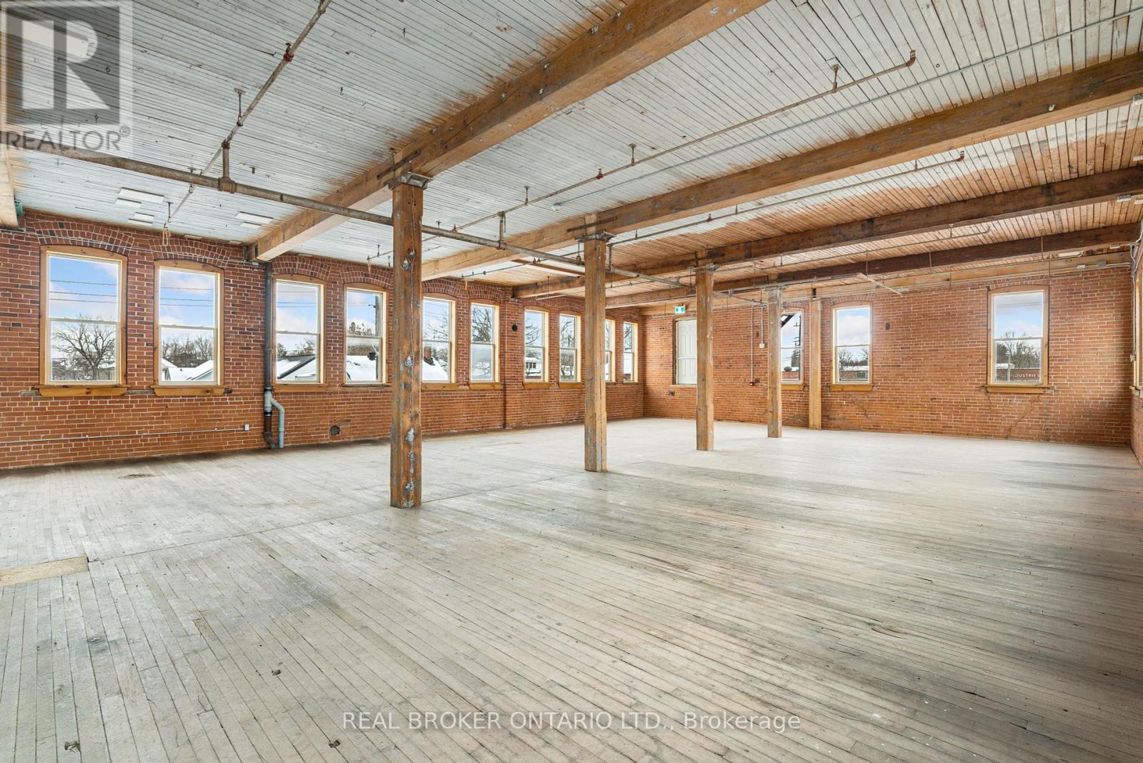 Photo 17 of 250 1 Sherbrooke Street E, Perth ON