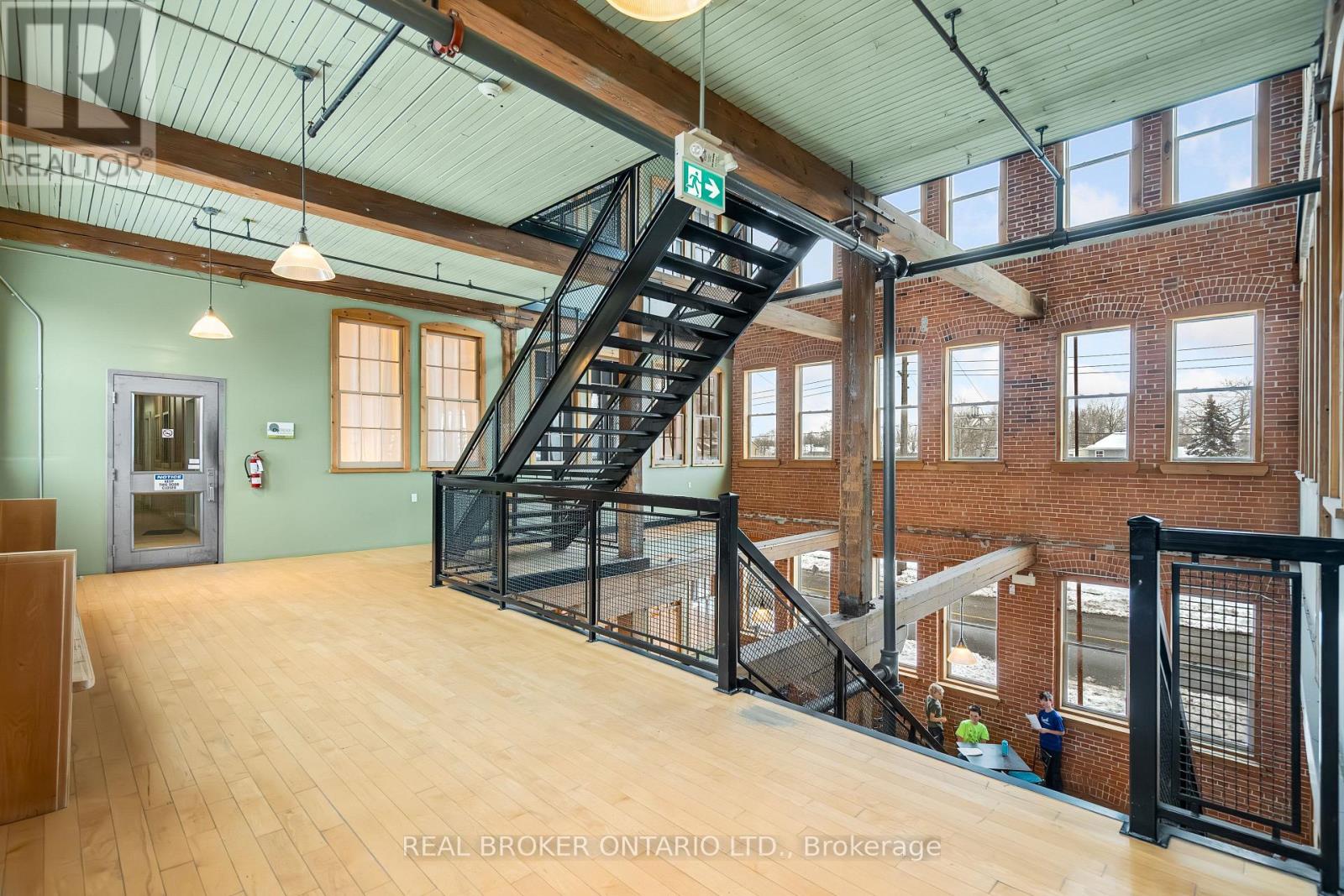 Photo 19 of 250 1 Sherbrooke Street E, Perth ON
