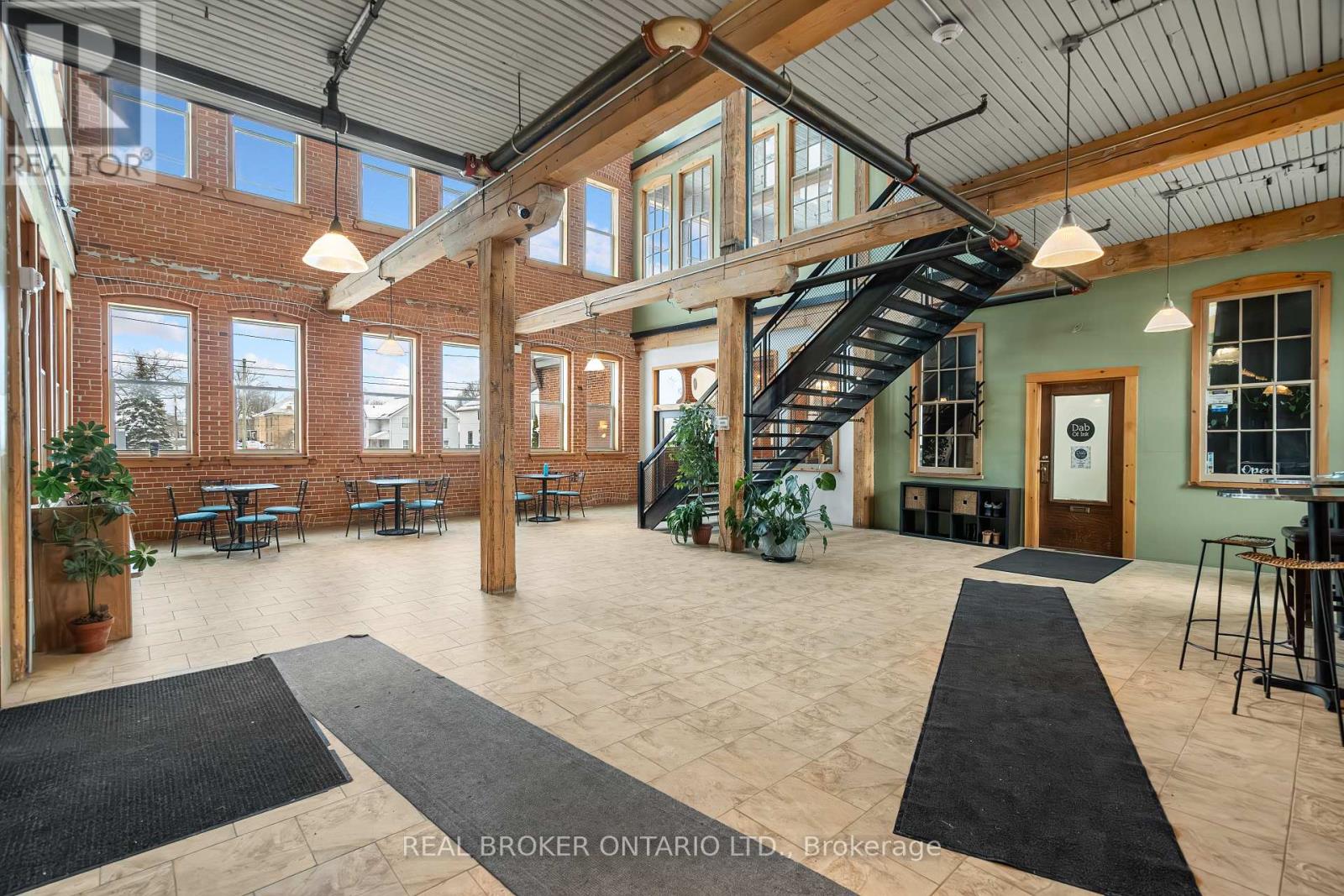 Photo 6 of 250 1 Sherbrooke Street E, Perth ON