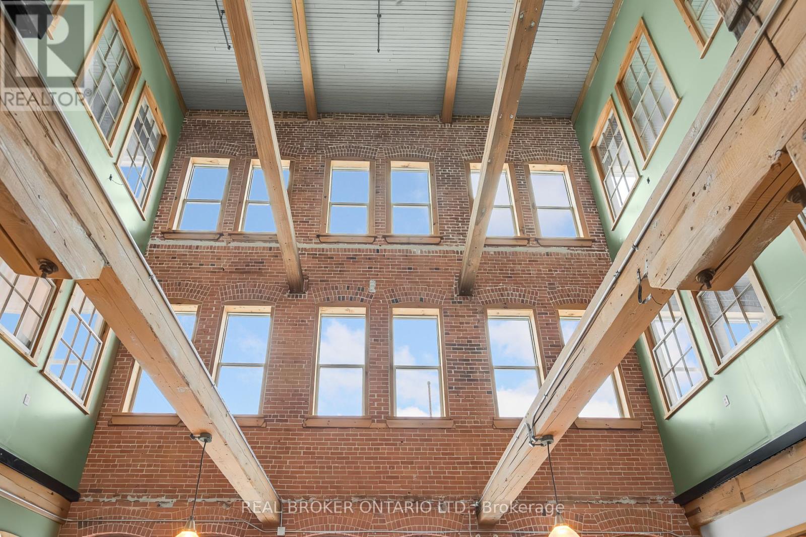 Photo 9 of 250 1 Sherbrooke Street E, Perth ON