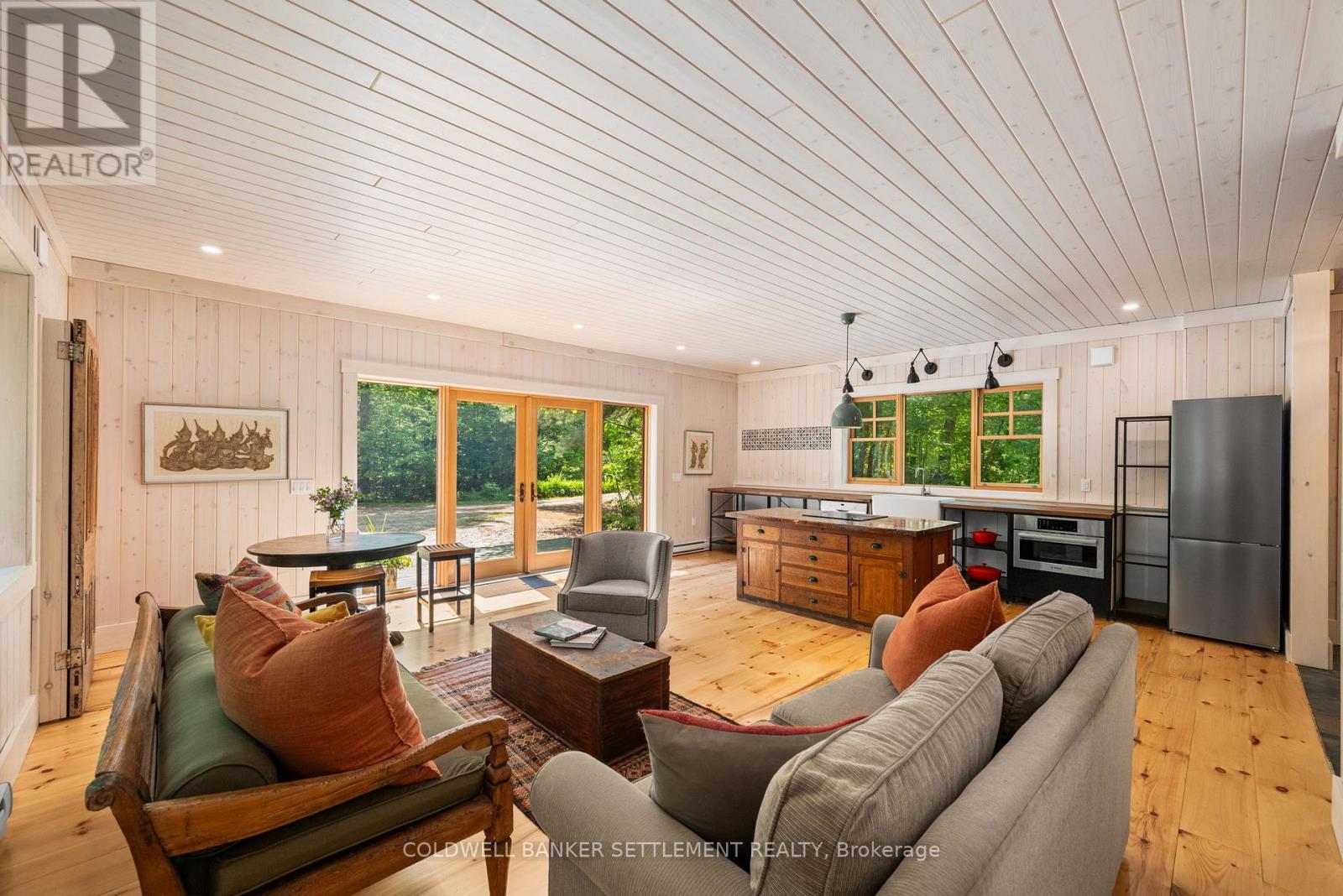 Photo 36 of 1093 Althorpe Road, Tay Valley ON