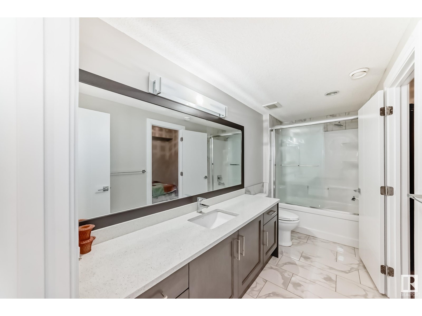 Photo 73 of 5342 Mullen Bn Nw, Edmonton AB