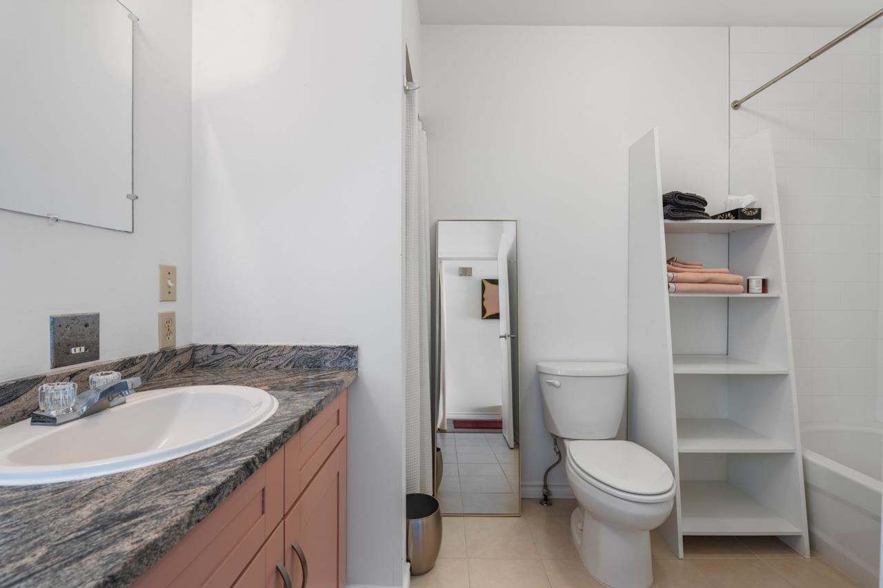 15135 COLUMBIA AVENUE, White Rock