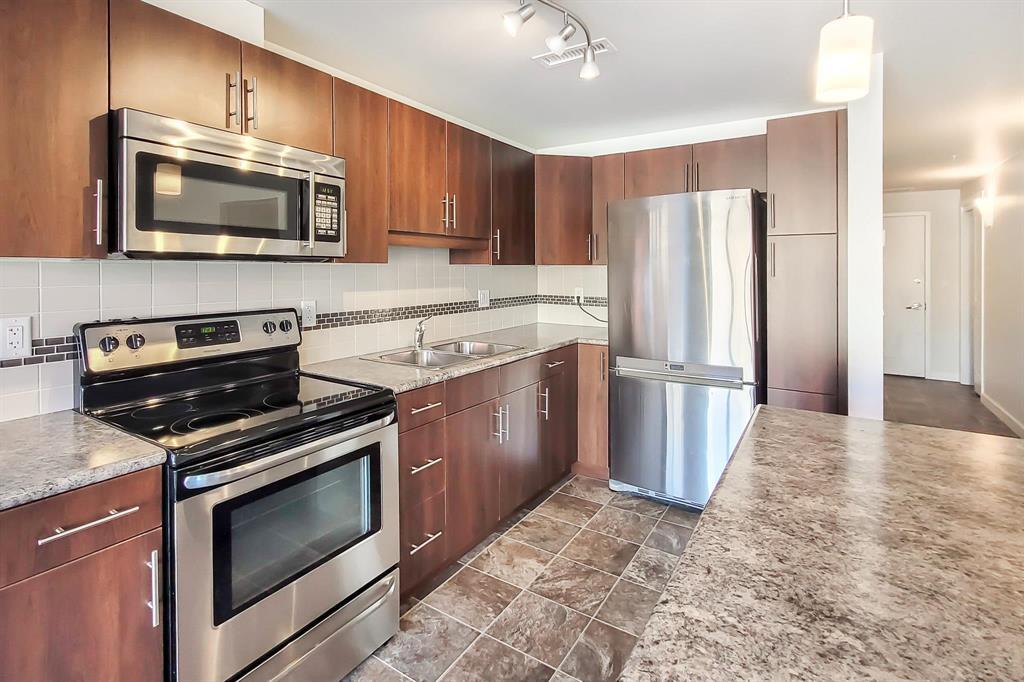 Photo 9 of 208 25 Amy Street, Winnipeg MB