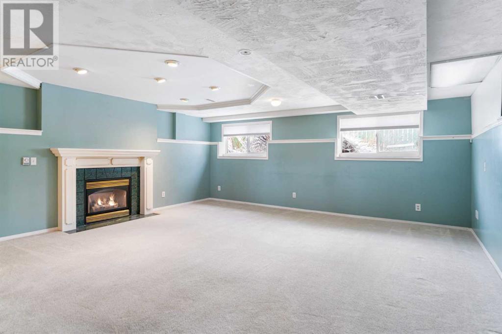 Single Family House 4 Level for Sale in  Harvest Gold Circle NE Harvest Hills Calgary 