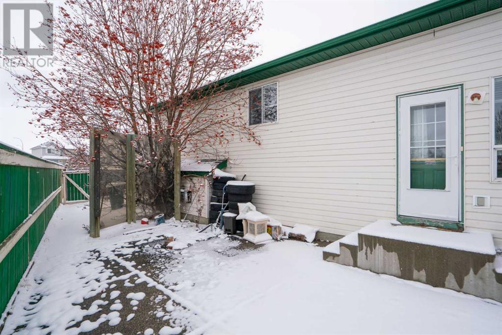 Single Family House 4 Level for Sale in  Harvest Gold Circle NE Harvest Hills Calgary 