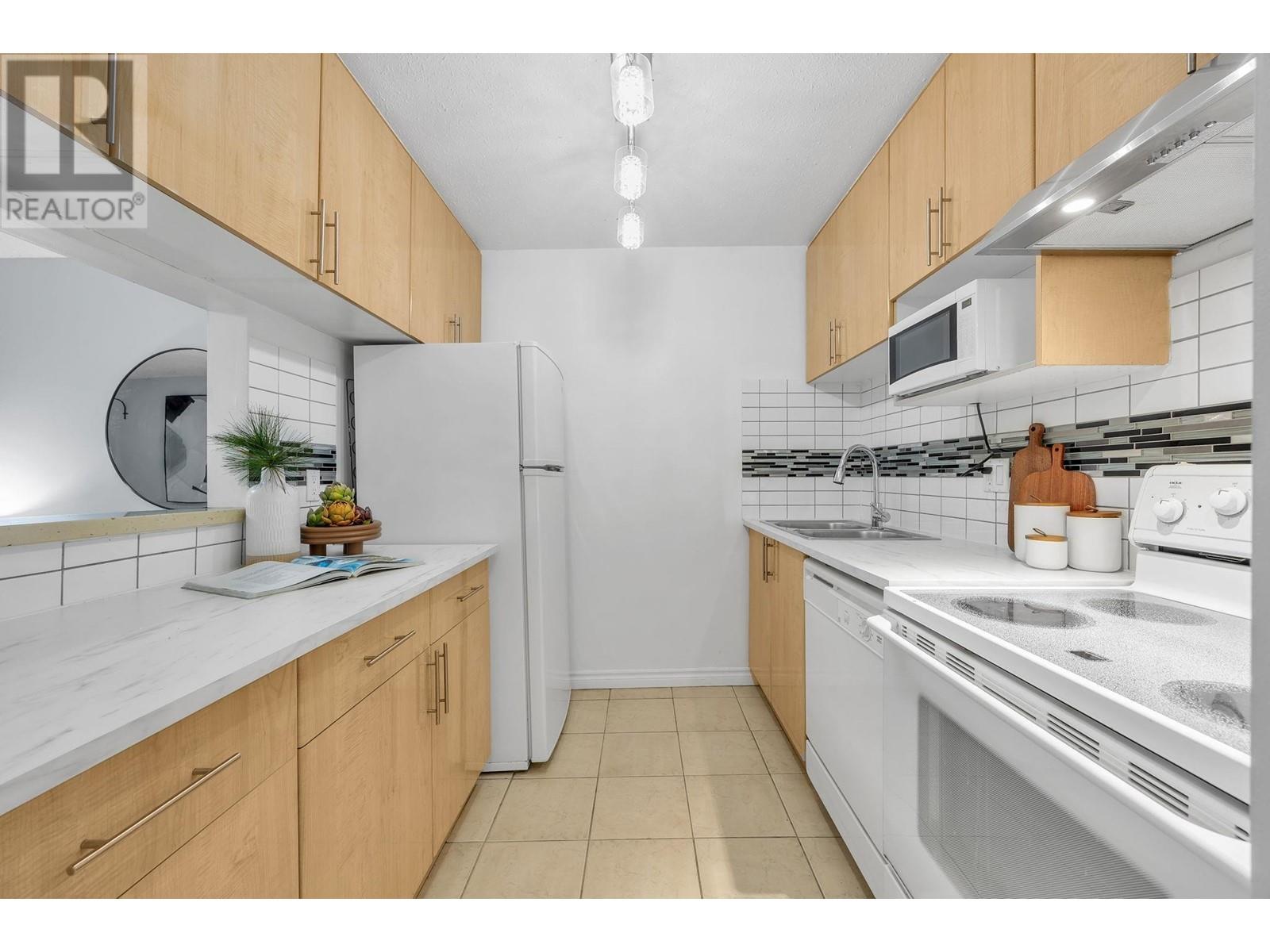102 8291 PARK ROAD, Richmond real estate listing R3010656