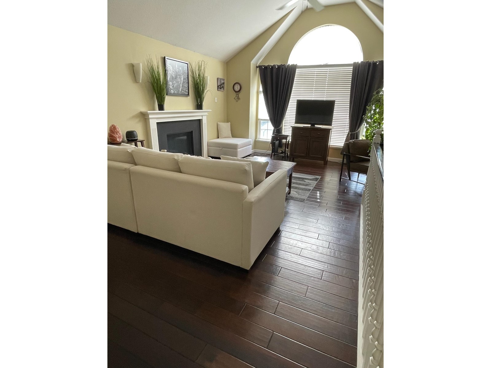 8381 CASSELMAN CRESCENT, Mission real estate listing R2932005