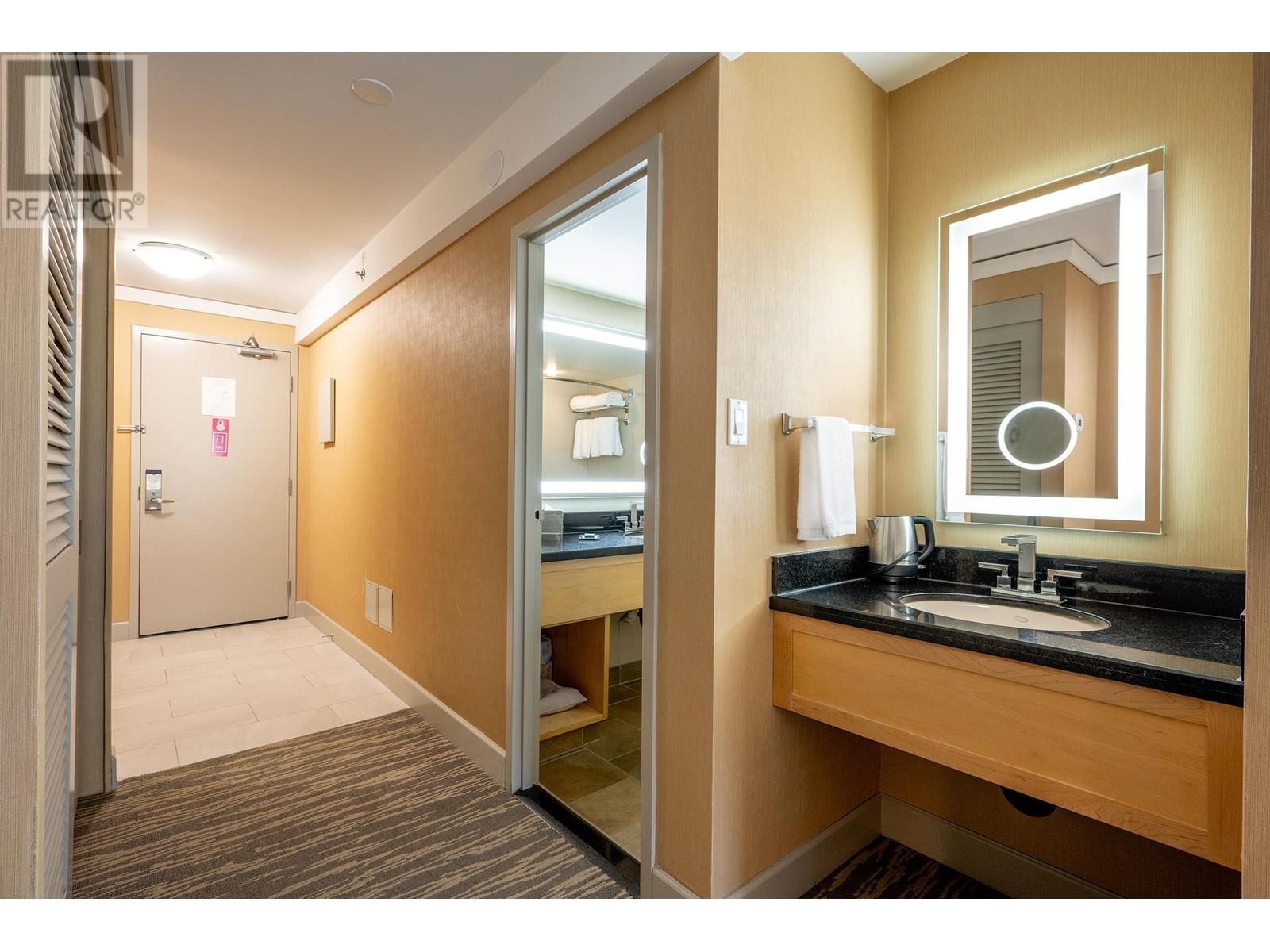 210/212 4050 WHISTLER WAY, Whistler
